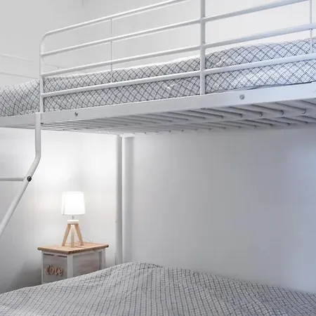 Apartment L'escapade : T2 -parking Gratuit, Piscine, Wifi, Clim Gruissan