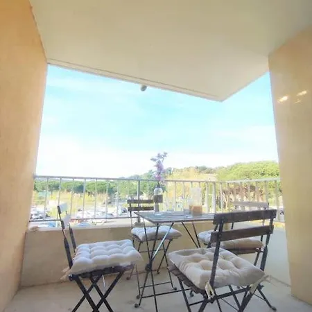 L'escapade : T2 -parking Gratuit, Piscine, Wifi, Clim Apartamento Gruissan