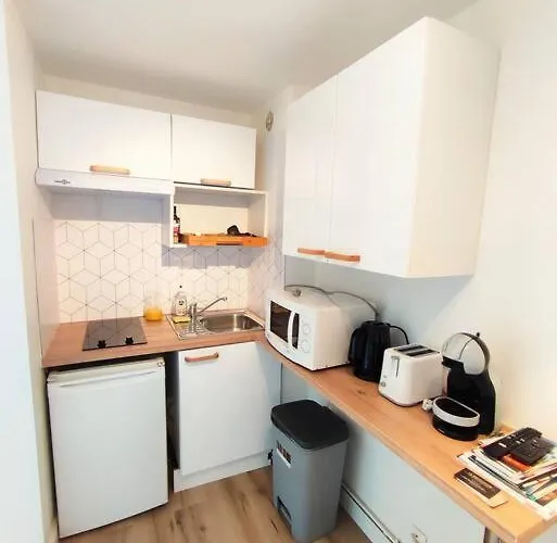 L'escapade : T2 -parking Gratuit, Piscine, Wifi, Clim * Gruissan